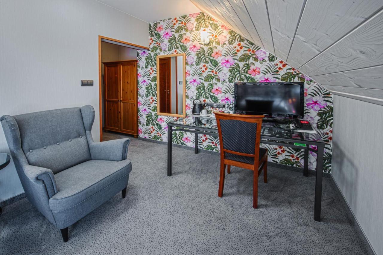 Hotel Zalesie Bochnia Ngoại thất bức ảnh
